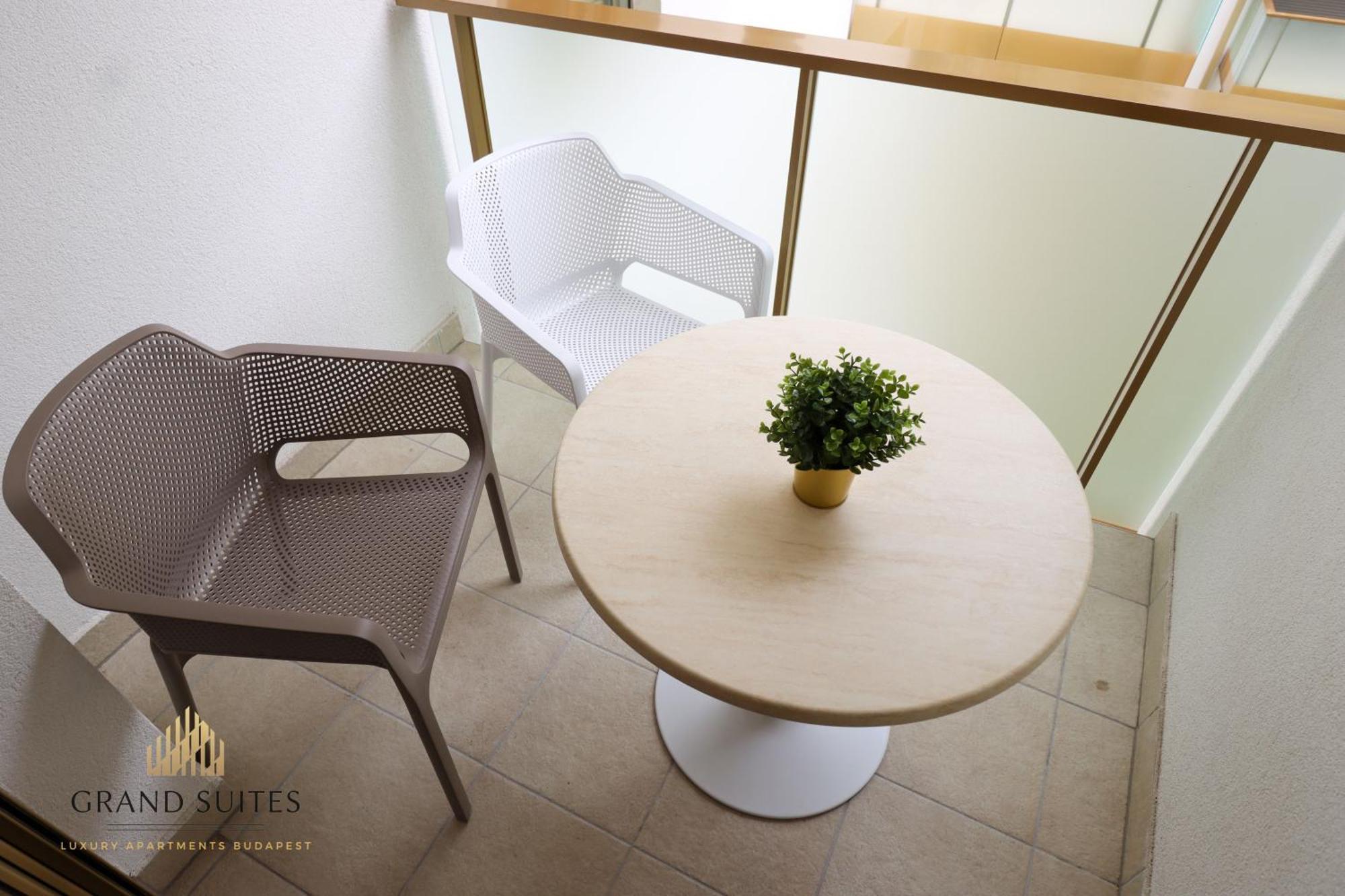 Grand Suites Central ブダペスト エクステリア 写真